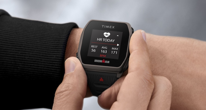 ساعة ذكية Timex IronMan R300